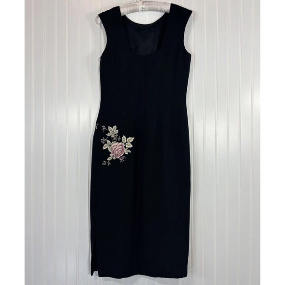 Maggy London Lined Sheath Dress Size 8 Black Elegant Floral Embroidered Wedding - Picture 2 of 15